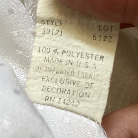 Vintage Christian Dior white satin collared long sleeve button up pajama PJ top - Picture 9 of 13